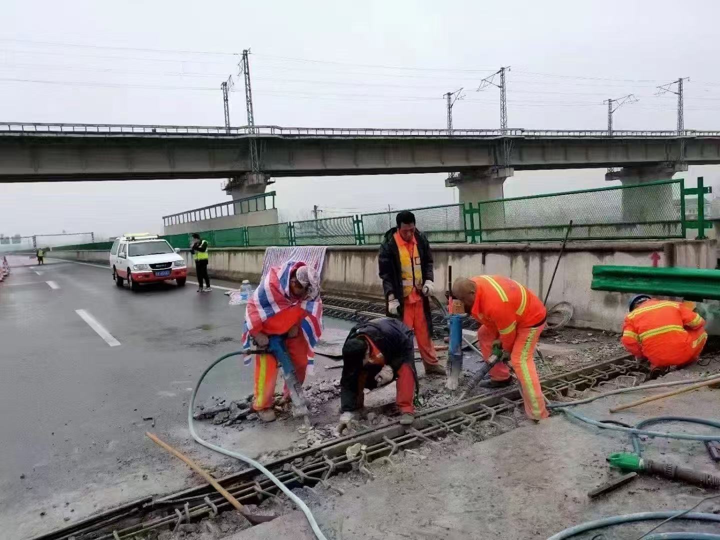 仙桃桥梁伸缩缝抢修料
